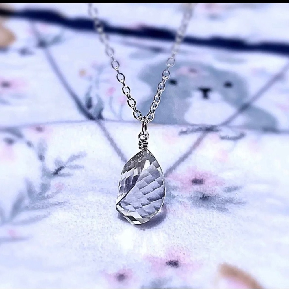 Hand Made Quartz Charm Necklace - Picture 5 of 6